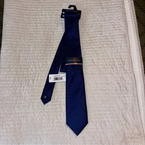 Tommy Hilfiger Deep Blue Herringbone Tie - Picture 4 of 4